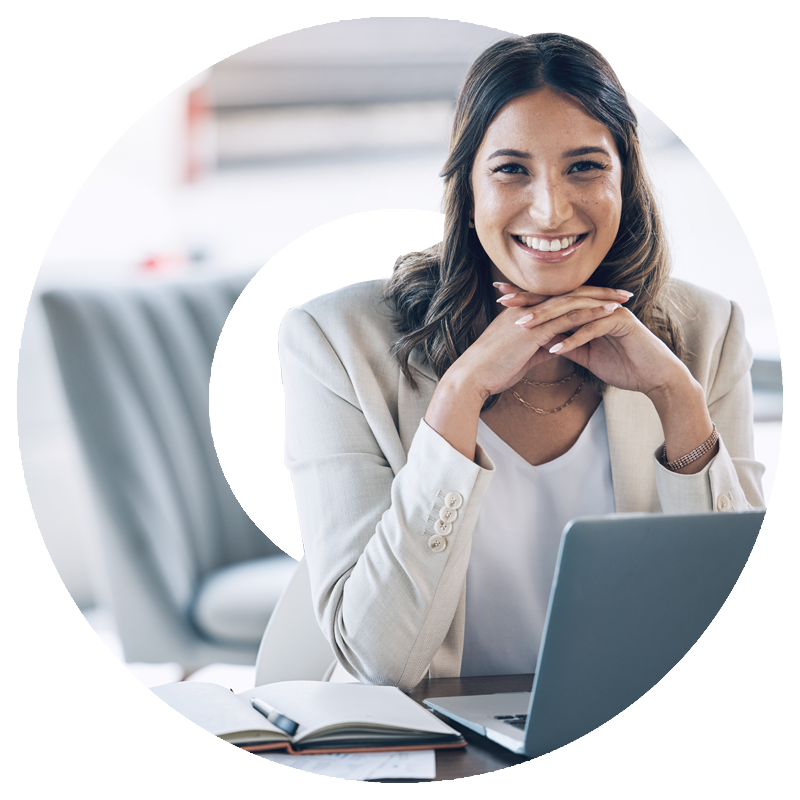 O_Business Woman looking forward